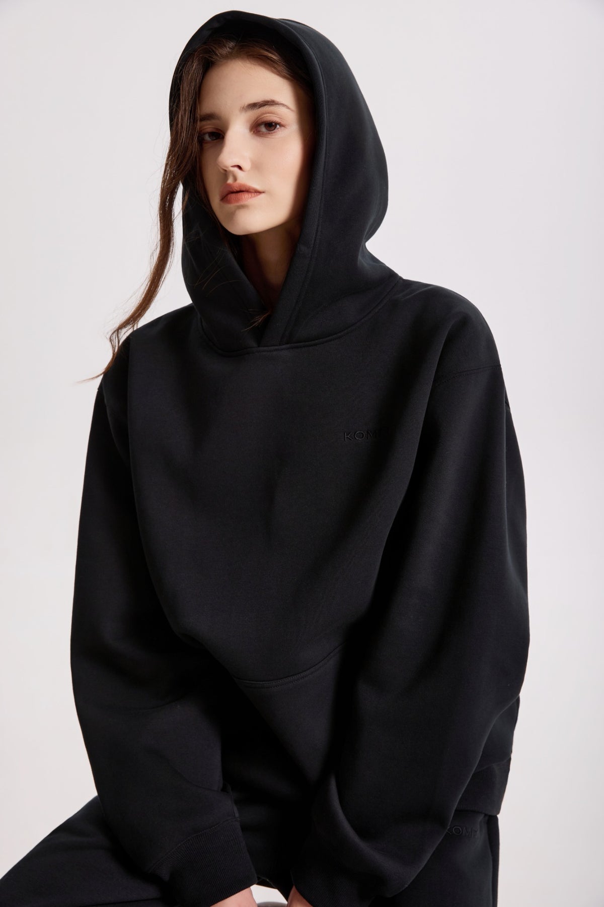 AW26-SIG-HOD-001 | Black | Hover