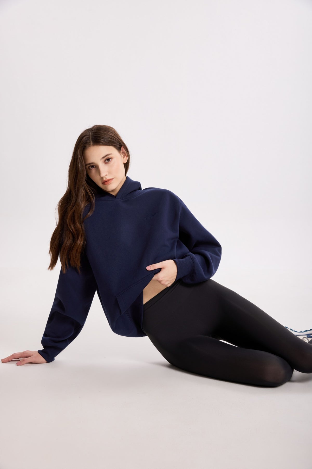 AW26-SIG-HOD-001 | Deep Navy | Hover