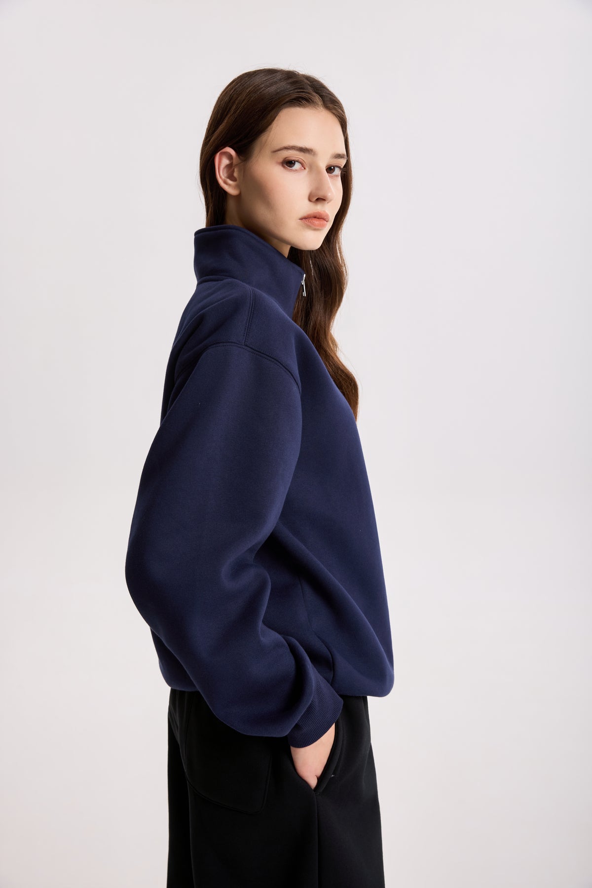 AW26-SIG-QZH-001 | Deep Navy | Detail