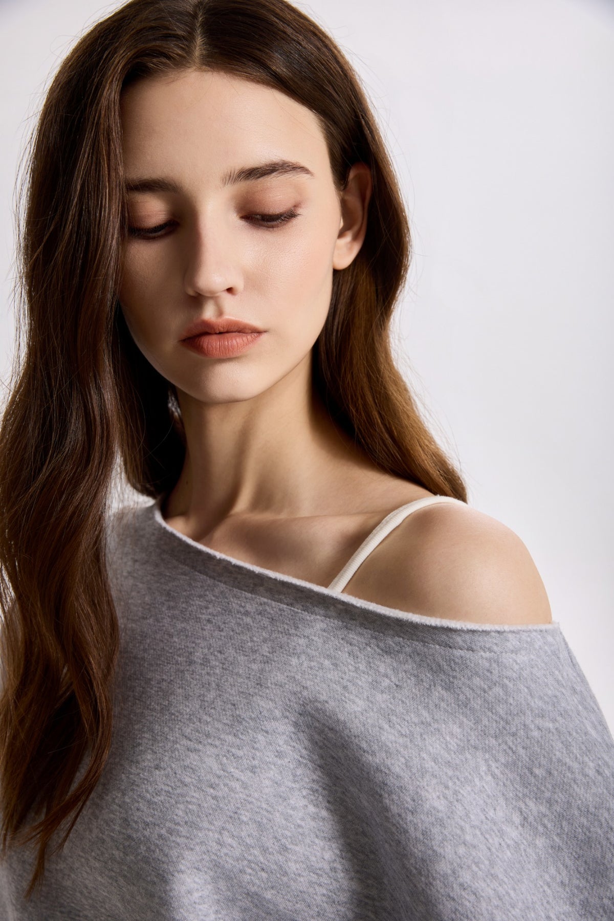 AW26-STU-OSS-001 | Heather Grey | Detail 1